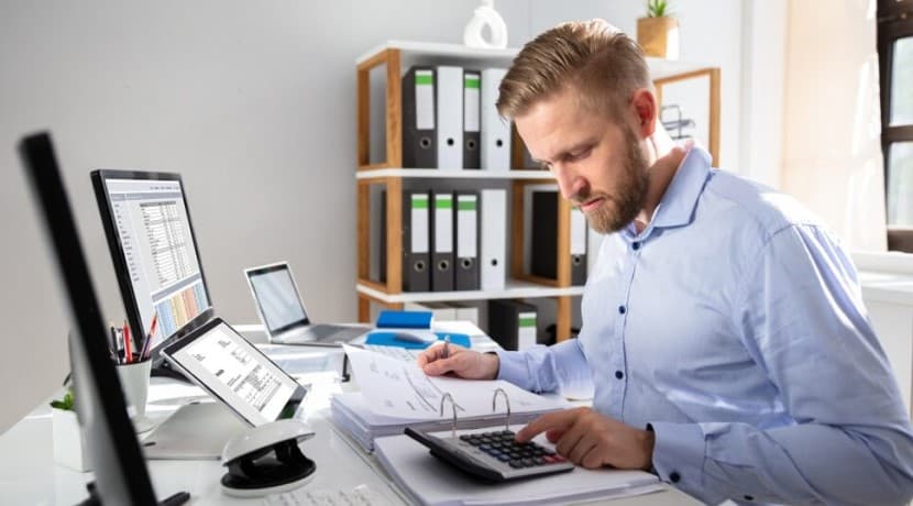 Expérience collaborateur : comment faire passer le service paie de l’ombre à la lumière ?
